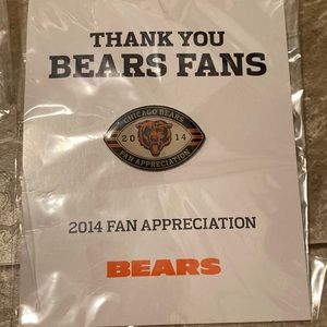2014 official Bears appreciation pin